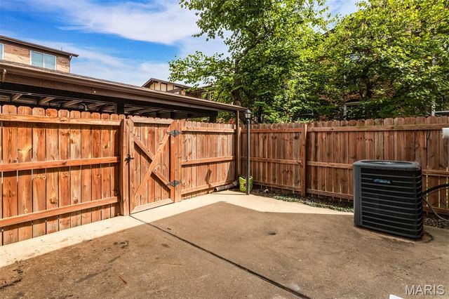 11825 Villa Dorado Drive, Unincorporated, MO 63146