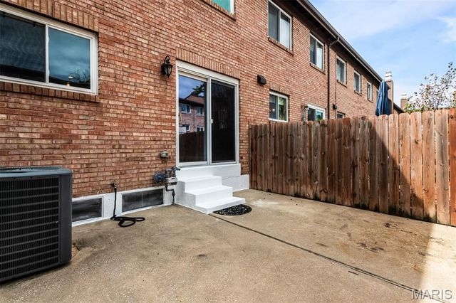 11825 Villa Dorado Drive, Unincorporated, MO 63146