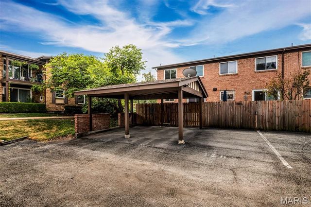 11825 Villa Dorado Drive, Unincorporated, MO 63146