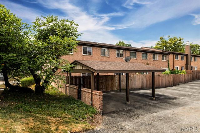 11825 Villa Dorado Drive, Unincorporated, MO 63146