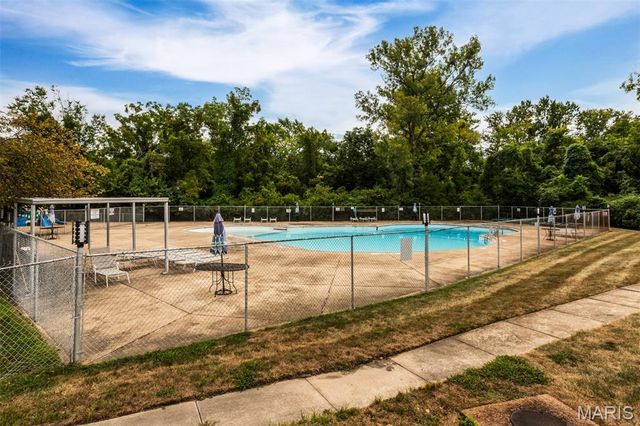 11825 Villa Dorado Drive, Unincorporated, MO 63146