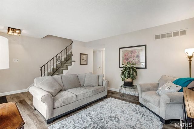 11825 Villa Dorado Drive, Unincorporated, MO 63146