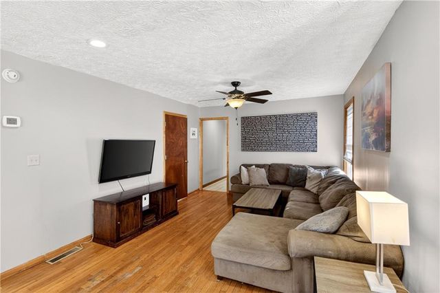 3083 Old Jonesboro Road, Fairburn, GA 30213