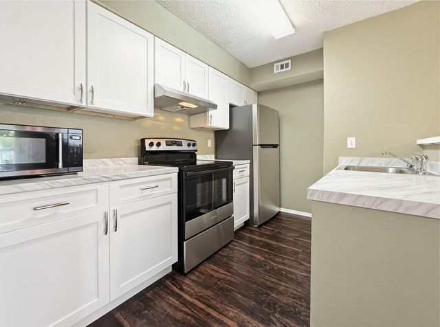 5124 PARK CENTRAL DRIVE 527, Orlando, FL 32839