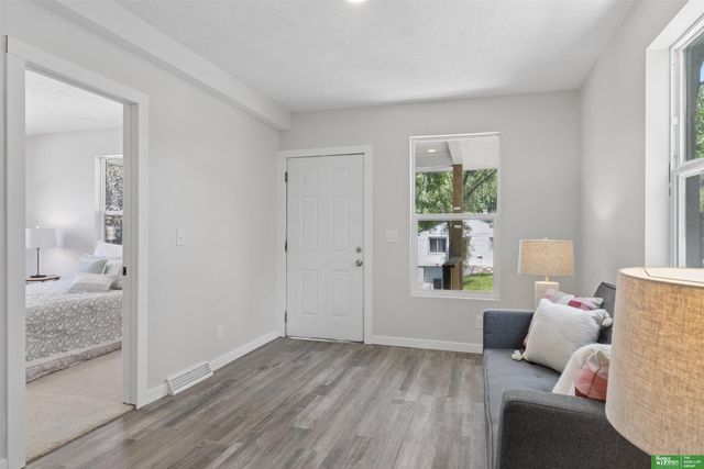 4126 N 43 Street, Omaha, NE 68111