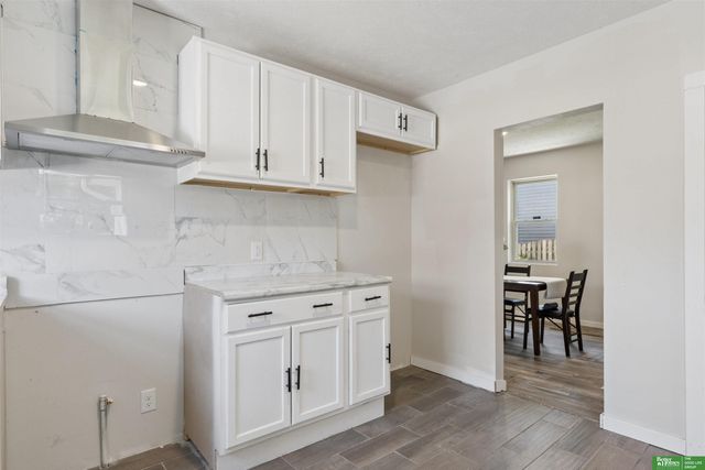 4126 N 43 Street, Omaha, NE 68111