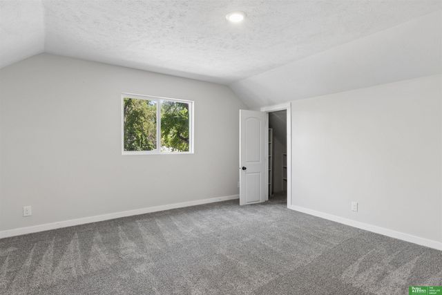 4126 N 43 Street, Omaha, NE 68111