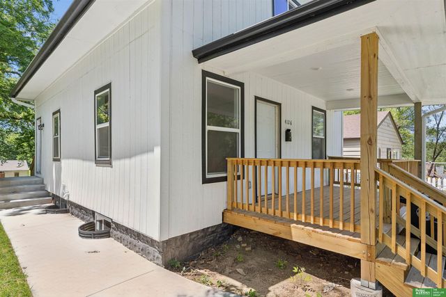 4126 N 43 Street, Omaha, NE 68111