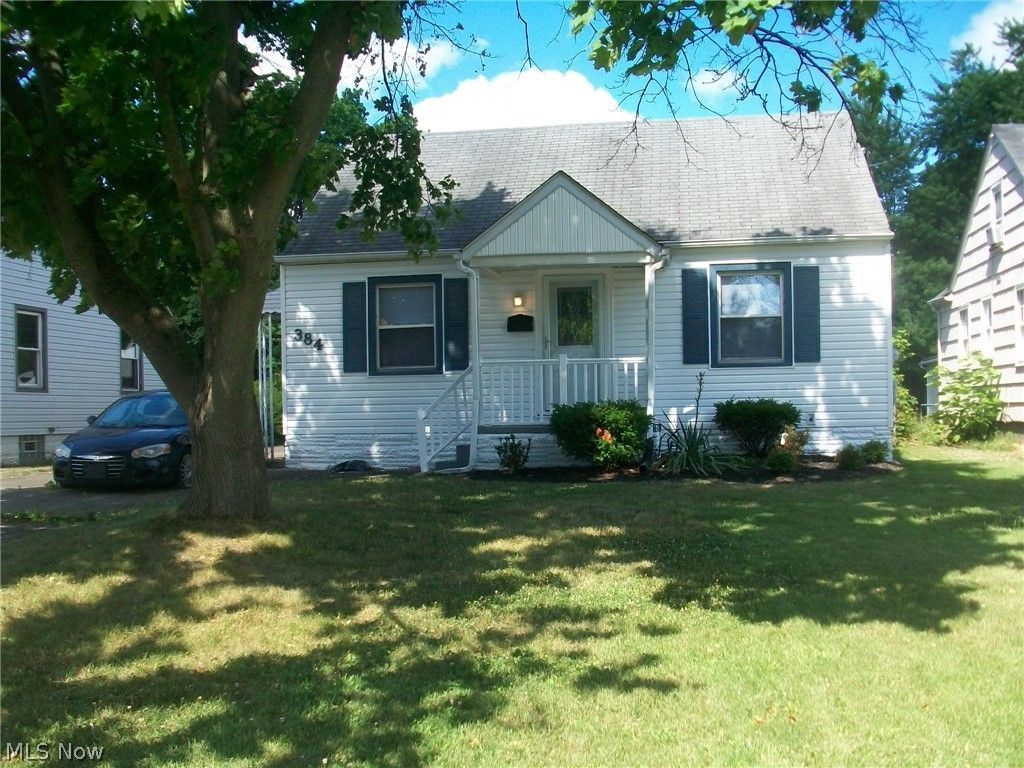384 Meadowbrook Avenue SE, Warren, OH 44483