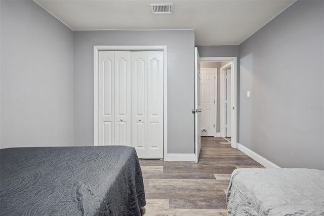 16915 CUMBERMOORE LANE, Umatilla, FL 32784