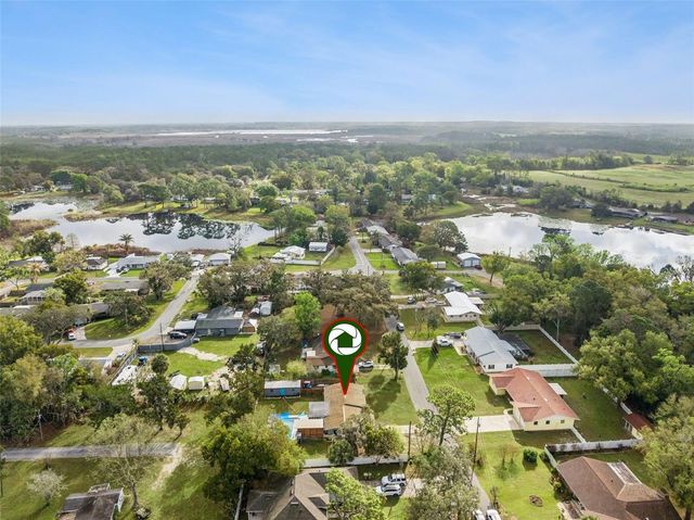 16915 CUMBERMOORE LANE, Umatilla, FL 32784