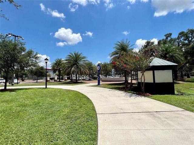 16915 CUMBERMOORE LANE, Umatilla, FL 32784