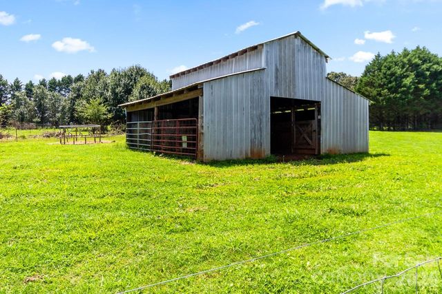 393 Cedar Grove Church Road, Vale, NC 28168