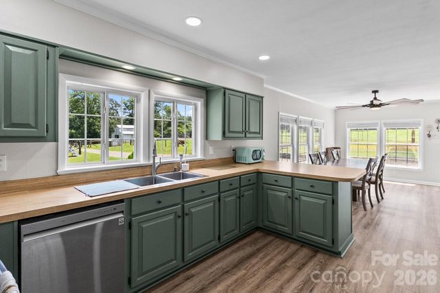 393 Cedar Grove Church Road, Vale, NC 28168