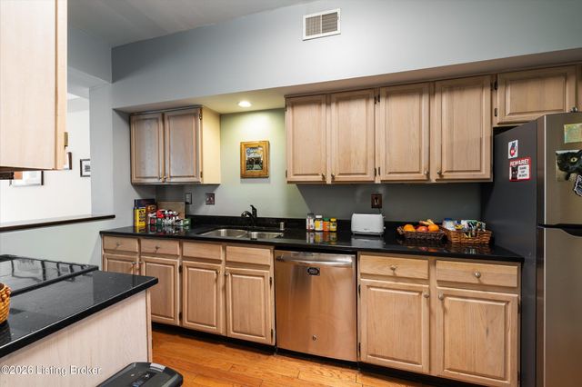 750 Zorn Ave 52, Louisville, KY 40206