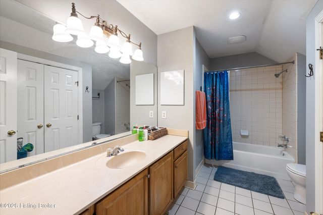 750 Zorn Ave 52, Louisville, KY 40206