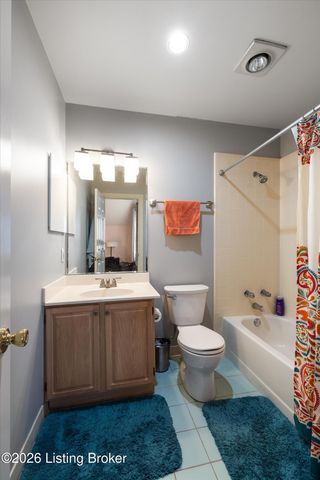 750 Zorn Ave 52, Louisville, KY 40206