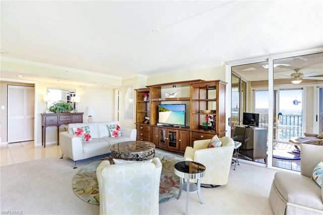 6573 Marissa LOOP # 1902, Naples, FL 34108