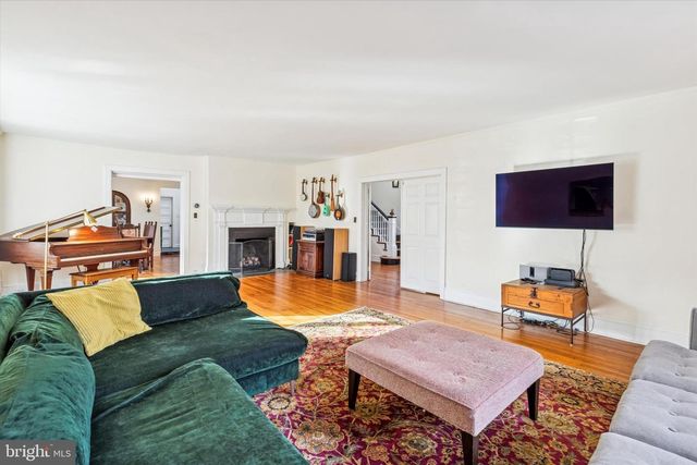 114 LLANFAIR RD, Ardmore, PA 19003