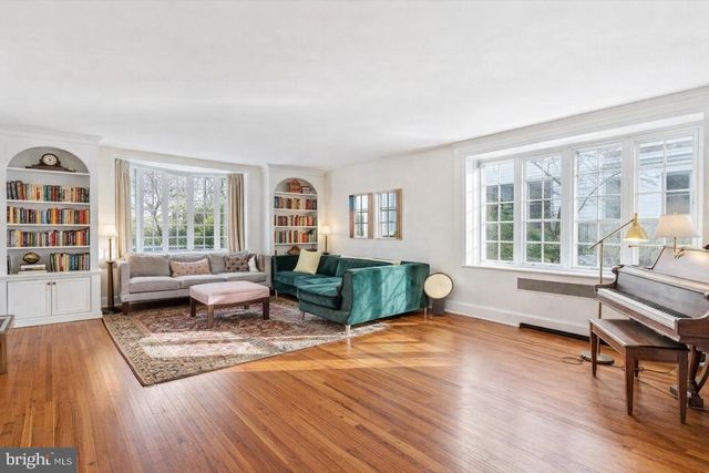 114 LLANFAIR RD, Ardmore, PA 19003