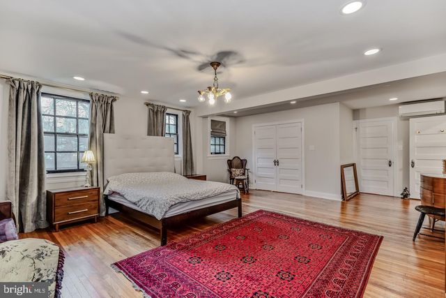 114 LLANFAIR RD, Ardmore, PA 19003
