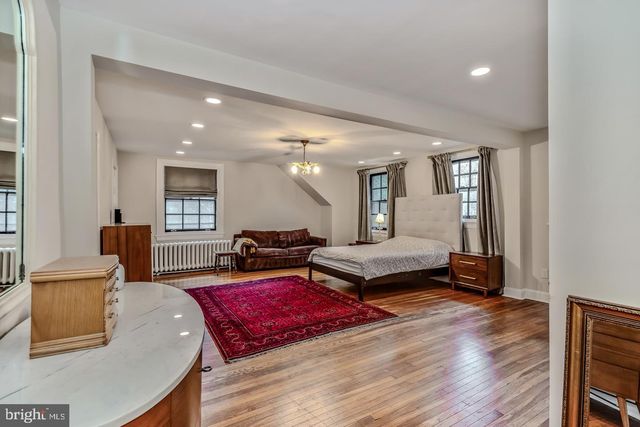 114 LLANFAIR RD, Ardmore, PA 19003