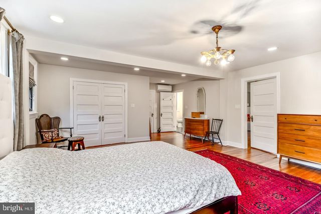 114 LLANFAIR RD, Ardmore, PA 19003
