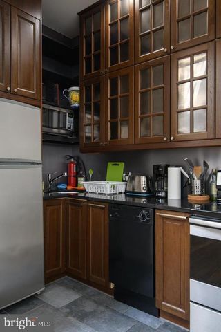 114 LLANFAIR RD, Ardmore, PA 19003