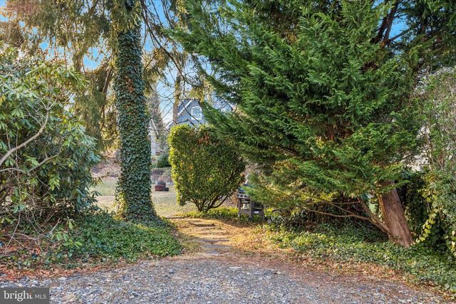 114 LLANFAIR RD, Ardmore, PA 19003