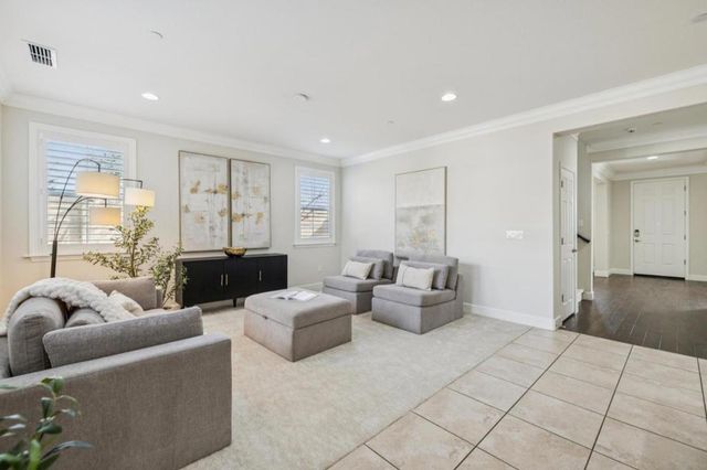 803 Sunrise Drive, Gilroy, CA 95020