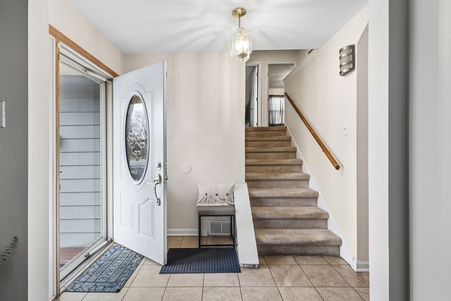 18024 Marlin Lane, Homewood, IL 60430