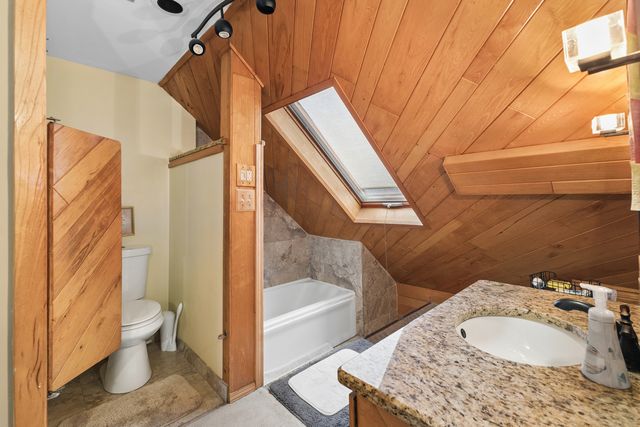 18024 Marlin Lane, Homewood, IL 60430