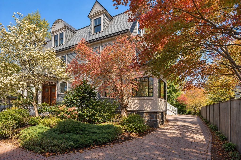 9 Farrar Street 9, Cambridge, MA 02138