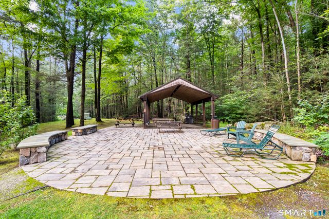 337 Ledge Drive 337, Torrington, CT 06790