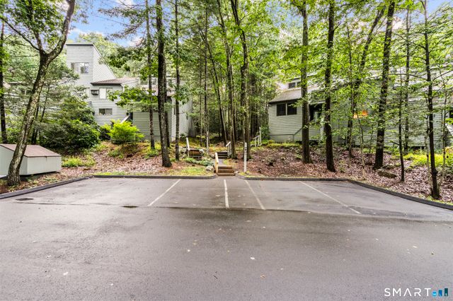 337 Ledge Drive 337, Torrington, CT 06790
