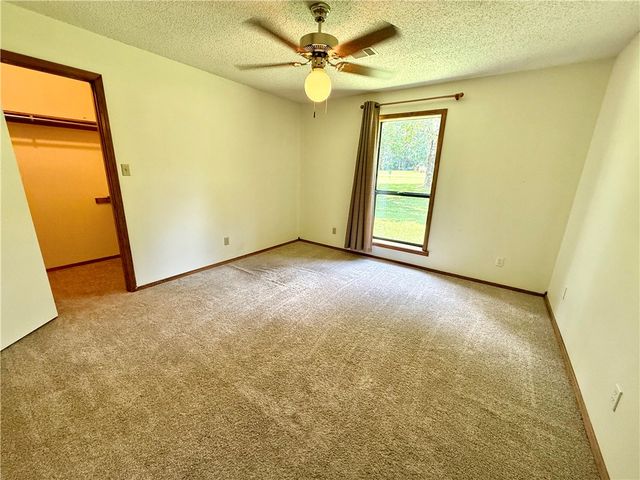 801 Meadowrue Road, Russellville, AR 72802