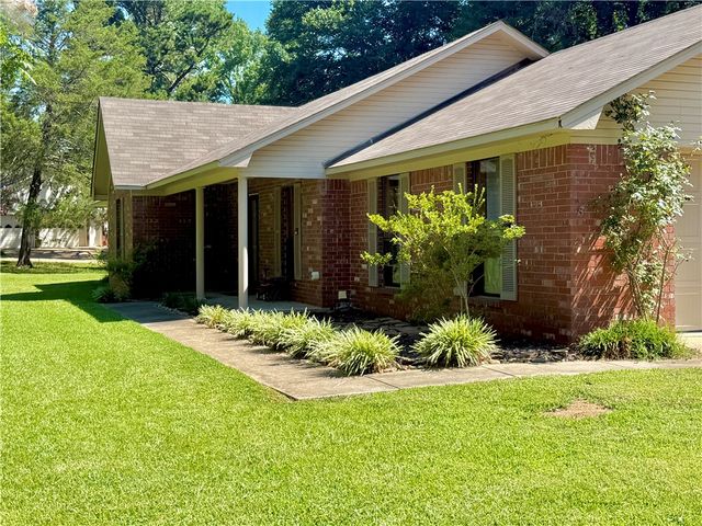 801 Meadowrue Road, Russellville, AR 72802