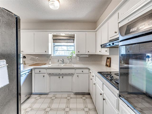 624 E 26th Street, Edmond, OK 73013