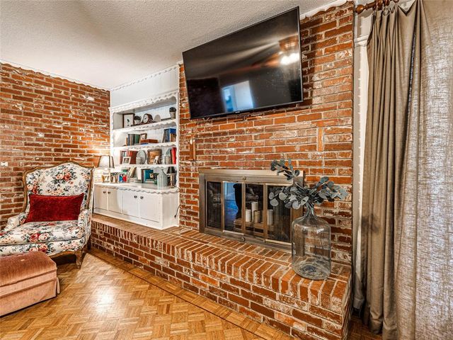624 E 26th Street, Edmond, OK 73013