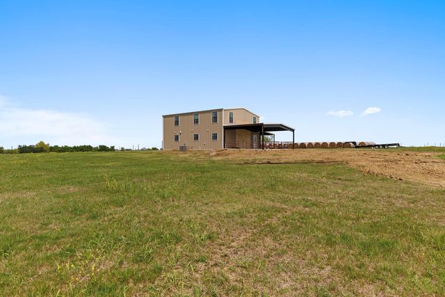 2500 CR 466 RD, Elgin, TX 78621