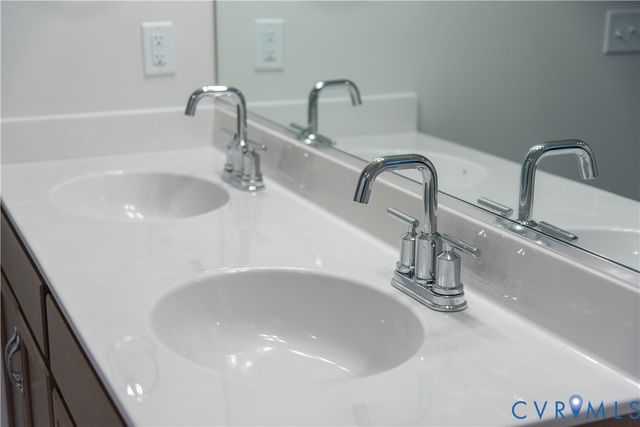 8435 Villetta Pointe Ln, Mechanicsville, VA 23116