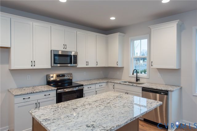 8435 Villetta Pointe Ln, Mechanicsville, VA 23116