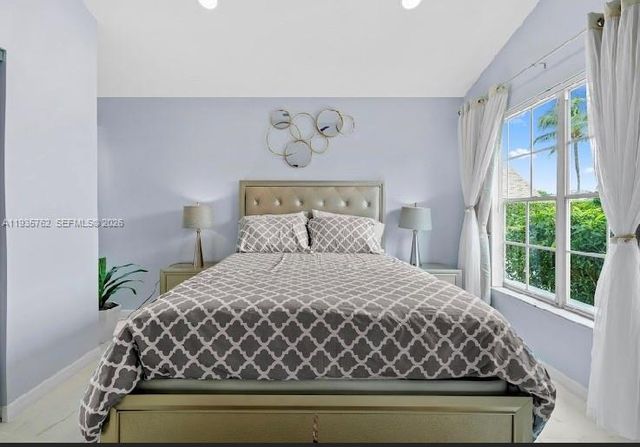 2002 Lake Breeze Court, Wellington, FL 33414