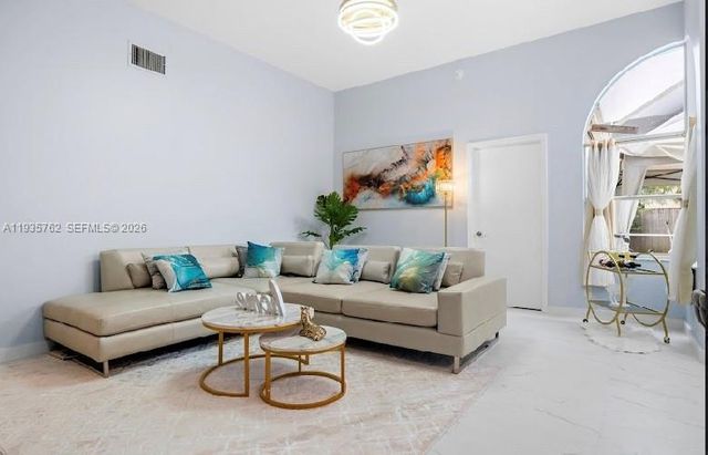 2002 Lake Breeze Court, Wellington, FL 33414