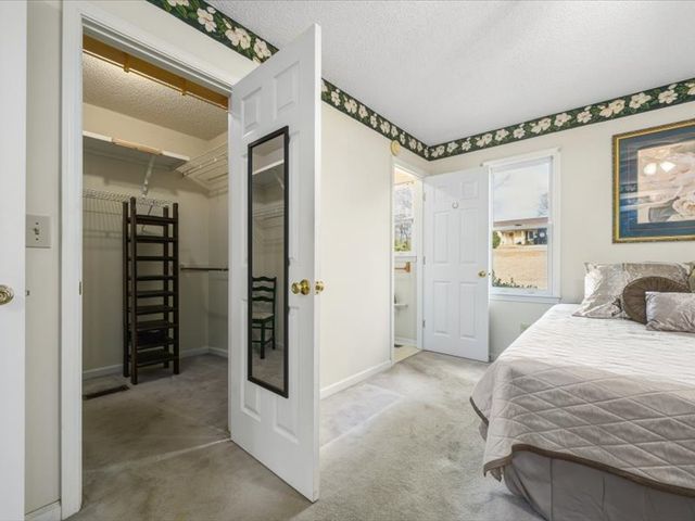 826 White Oak Hill Drive, Seneca, SC 29678