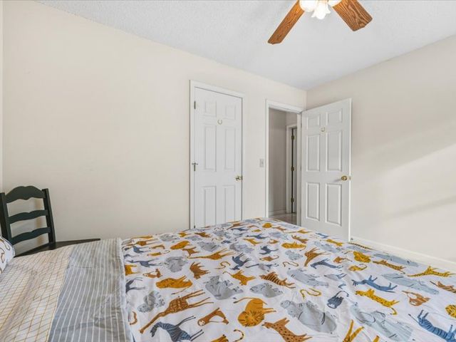 826 White Oak Hill Drive, Seneca, SC 29678