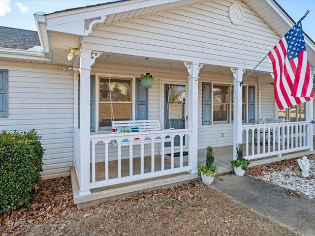 826 White Oak Hill Drive, Seneca, SC 29678