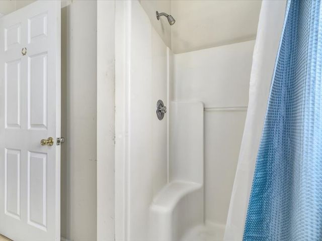 826 White Oak Hill Drive, Seneca, SC 29678