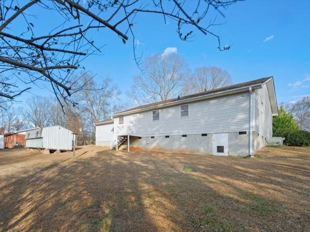 826 White Oak Hill Drive, Seneca, SC 29678