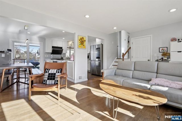 44 Richard Court, River Edge, NJ 07661